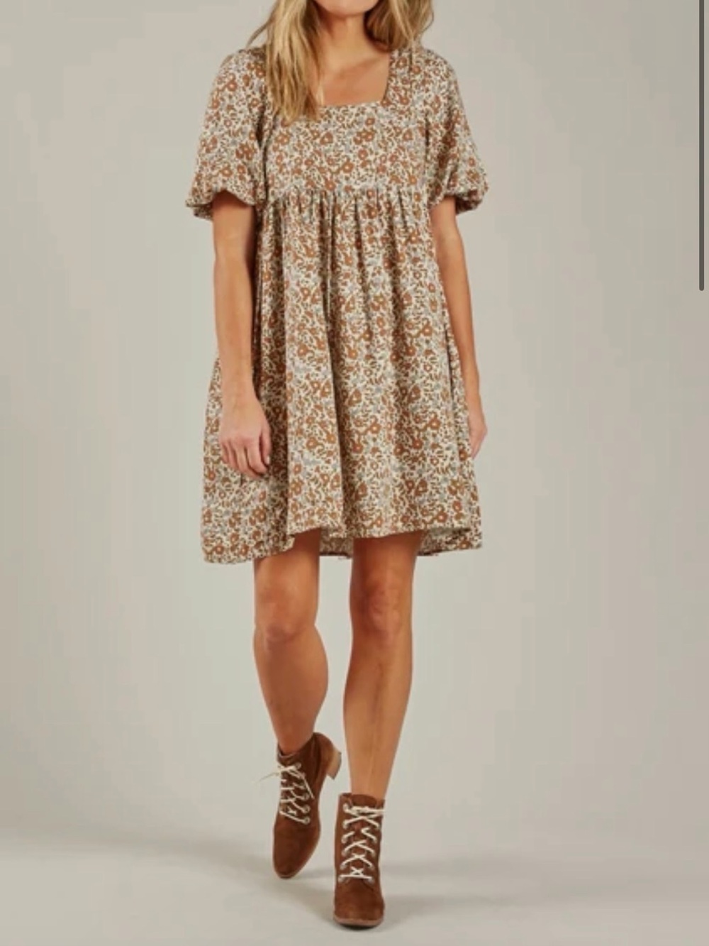 Rylee + Cru Cream and Brown Floral Puff-Sleeve dress